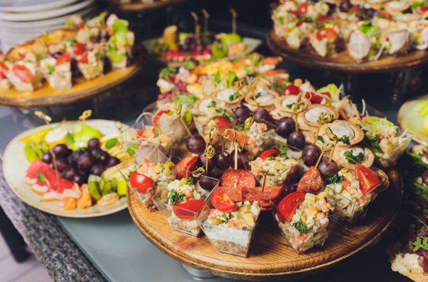 Aunt Myrna’s Party Cheese Salad